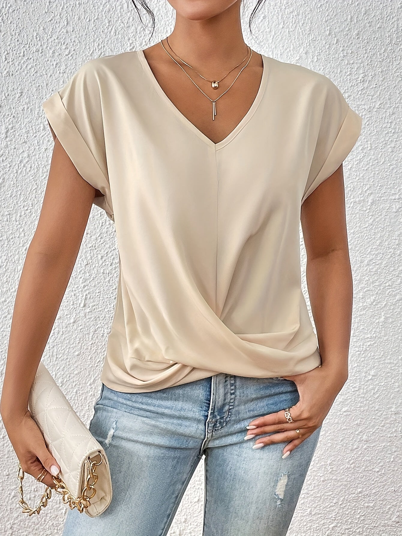 SINTIVO™ Elegante Casual T-shirt met Hartvormige Halslijn