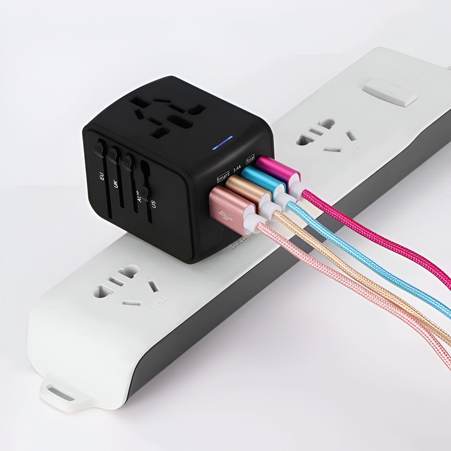SINTIVO™ Universele Reisadapter met USB-poorten